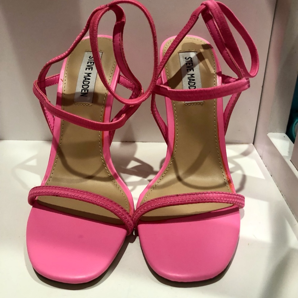 Nectur Neon pink heels